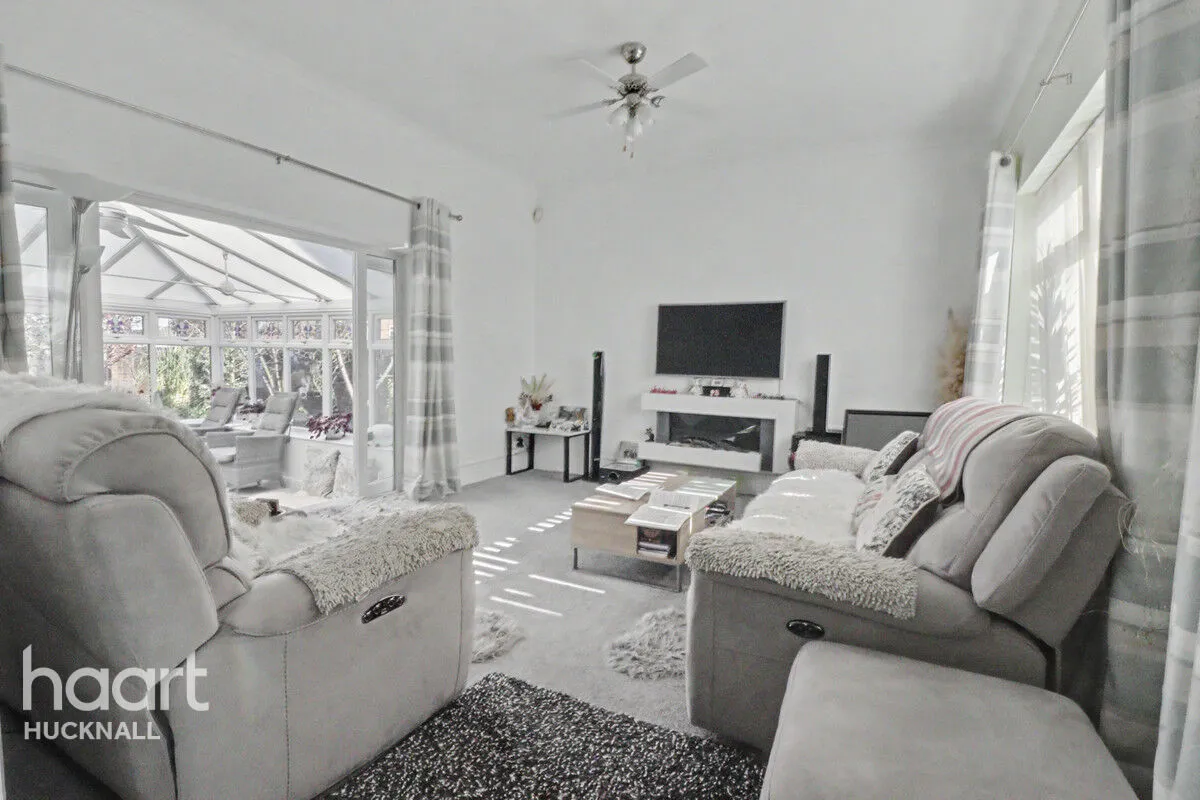 Chesterfield Road North, Mansfield, NG19, photo 6