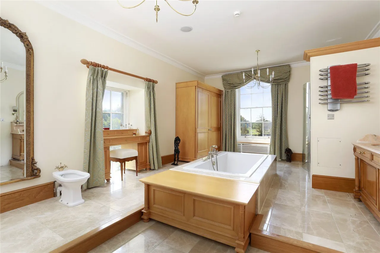 West Street, Hunton, ME15, photo 11
