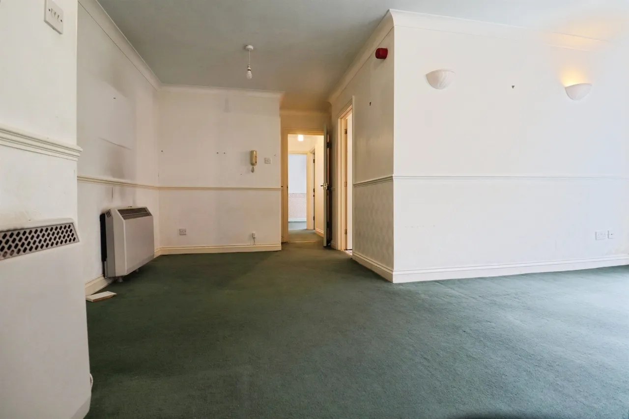 Plas St. Pol De Leon, Penarth, CF64, photo 5