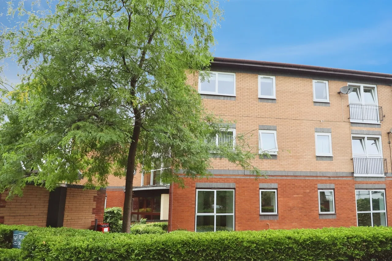 Plas St. Pol De Leon, Penarth, CF64, photo 11