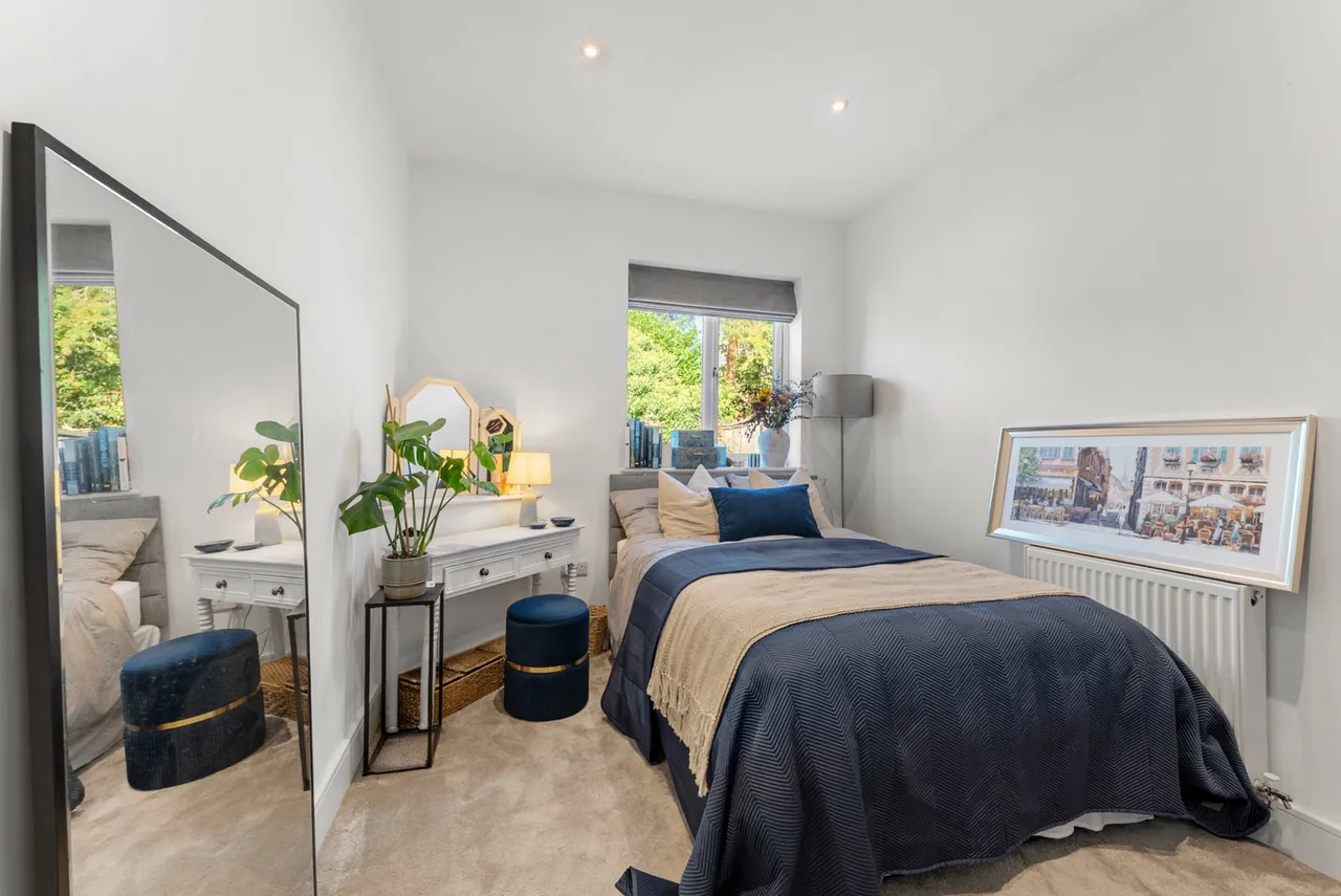 St. Peters Road, Bourne, PE10, photo 8