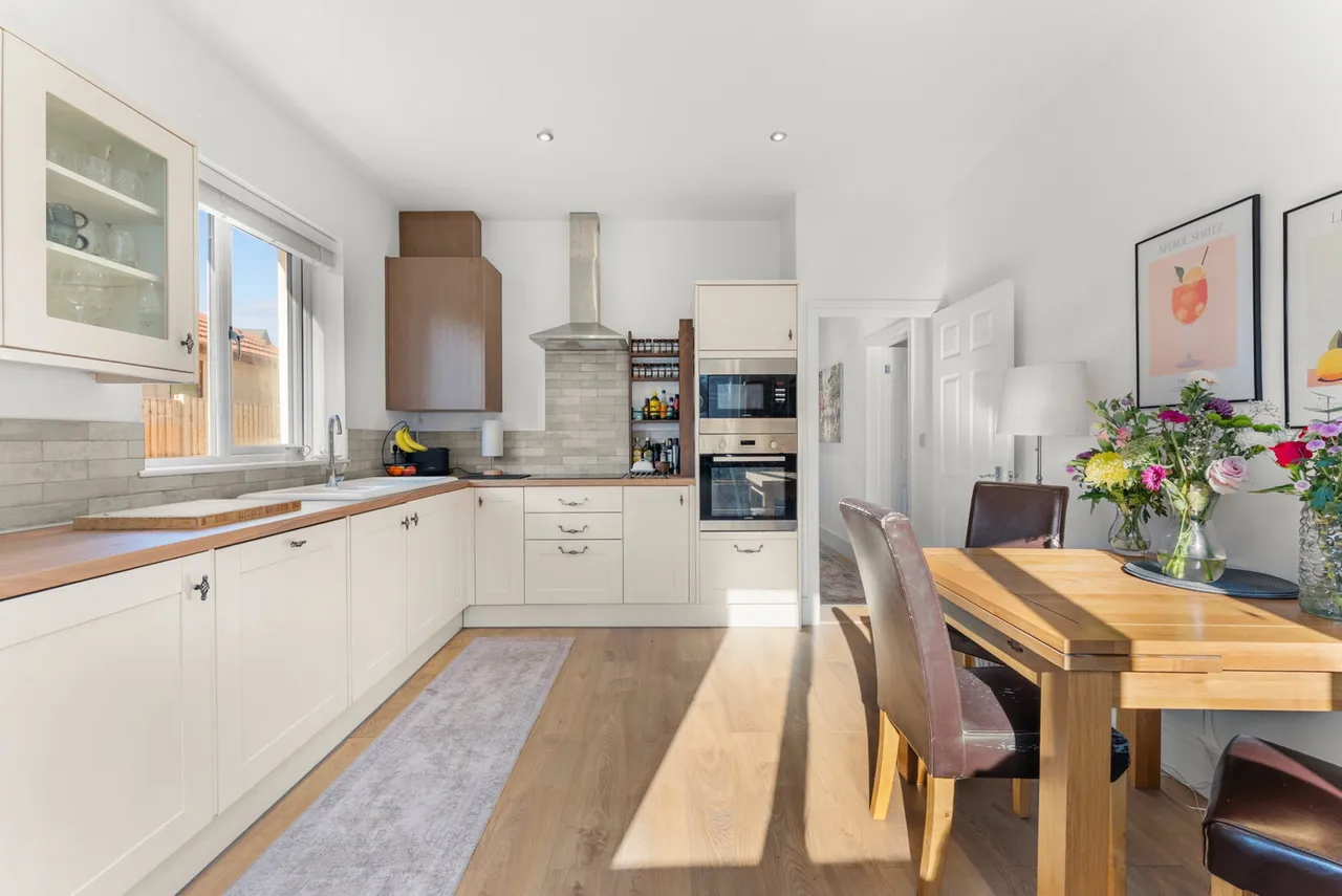 St. Peters Road, Bourne, PE10, photo 4