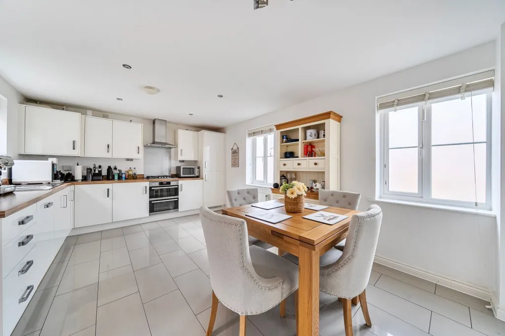 Meadowsweet Way, Stotfold, SG5, photo 3