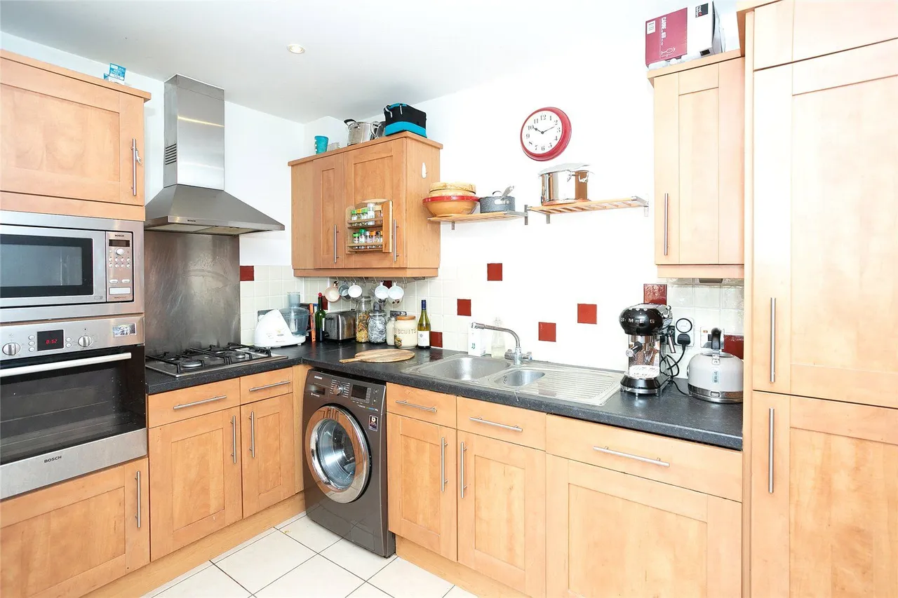 Flat 19, 533 Whippendell Road, Watford, photo 4