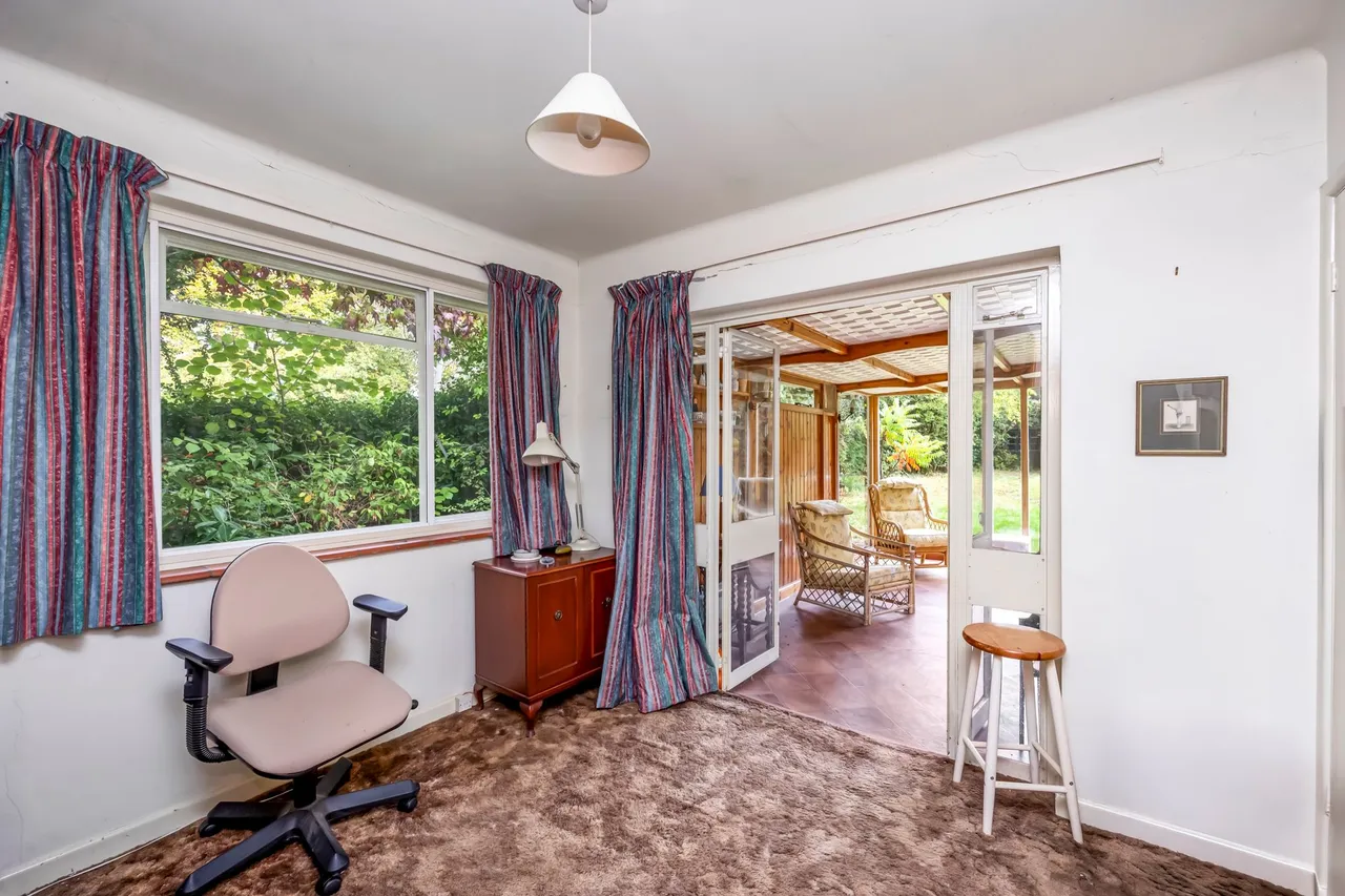 Billingshurst Road, Broadbridge Heath, RH12, photo 10