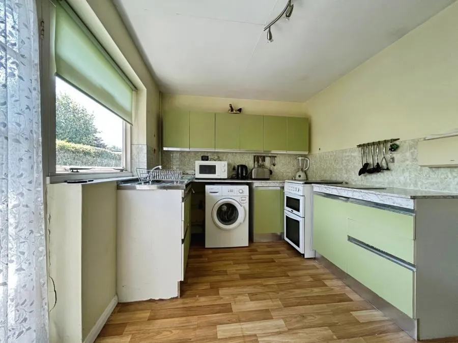 Aldershot Road, Fleet, GU51, photo 5