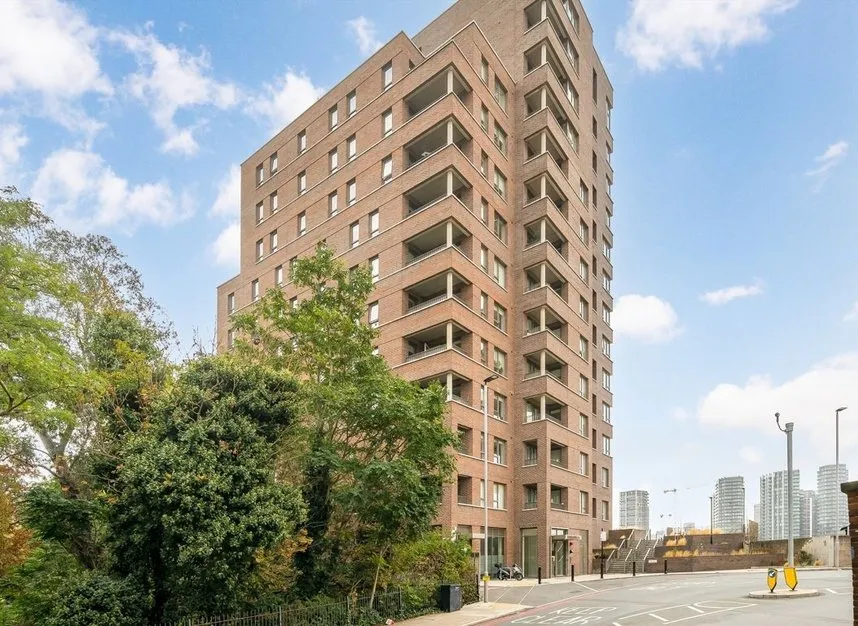 Pier Road, Silvertown, E16, photo 2
