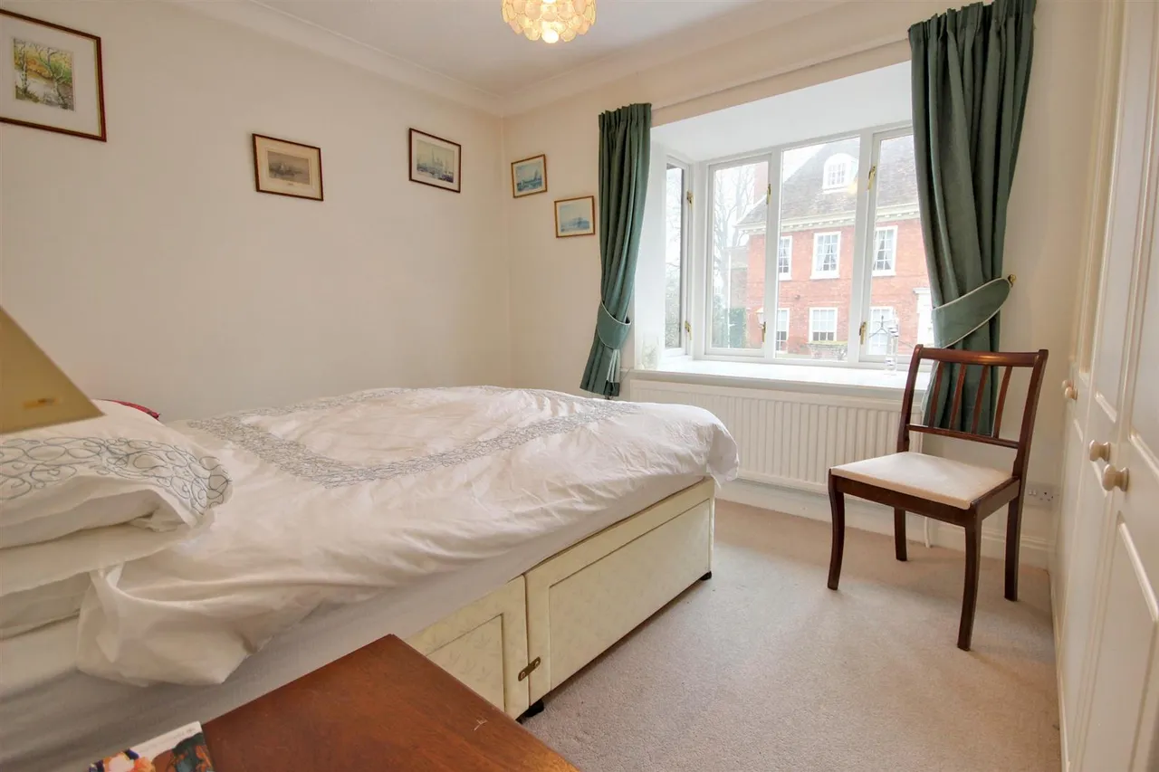 Newbegin, Beverley, photo 9