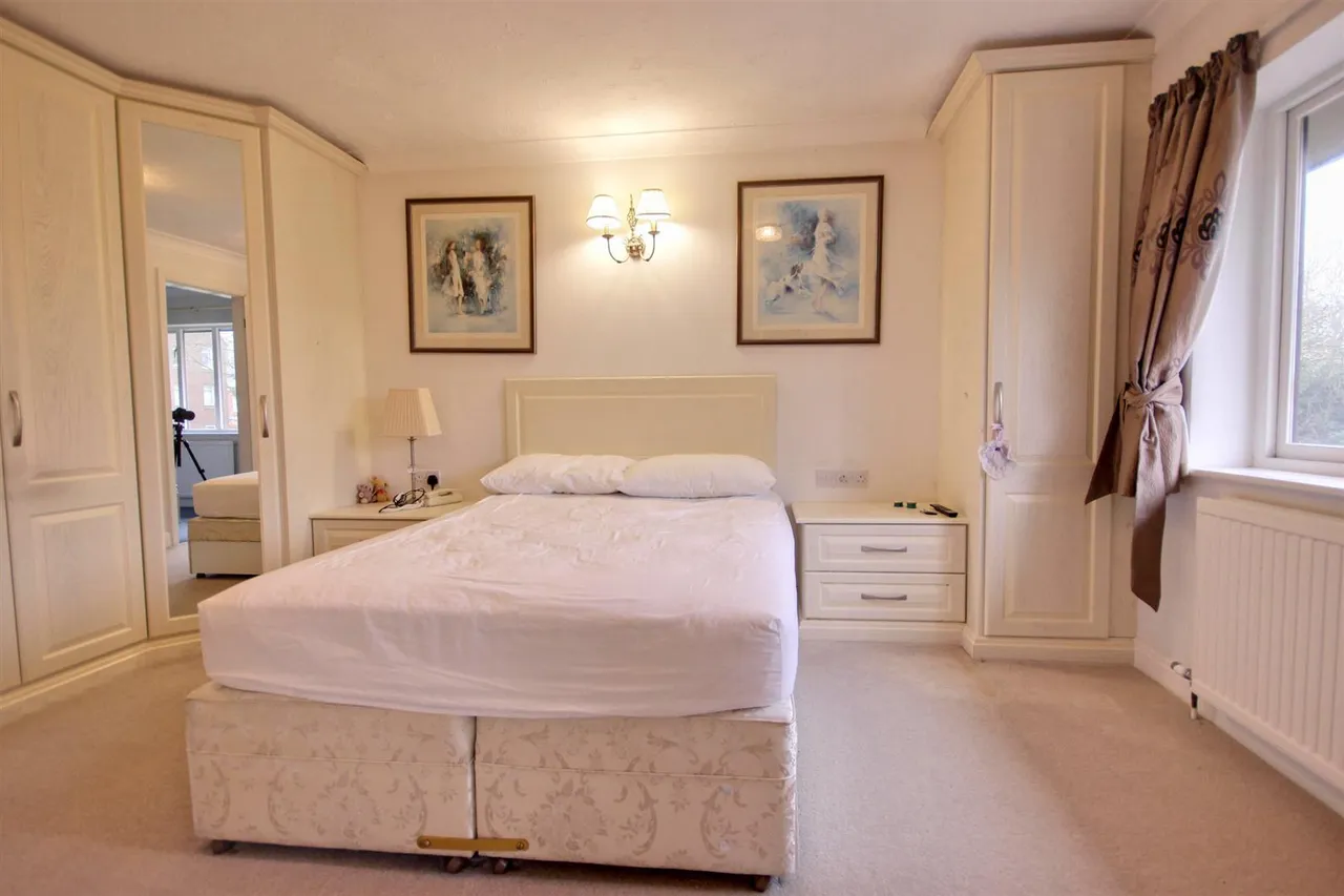 Newbegin, Beverley, photo 15