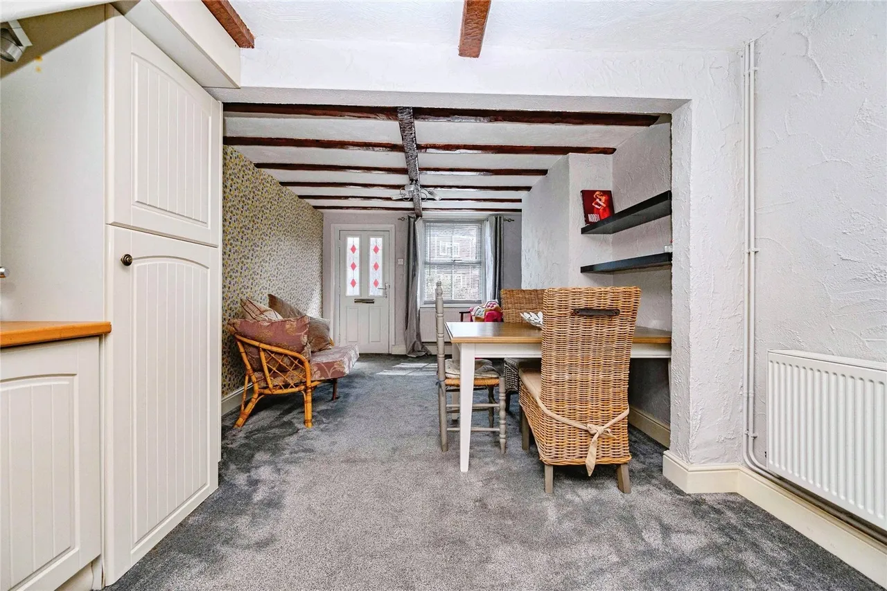 Dunstable Road, Toddington, Dunstable, Bedfordshire, LU5, photo 6