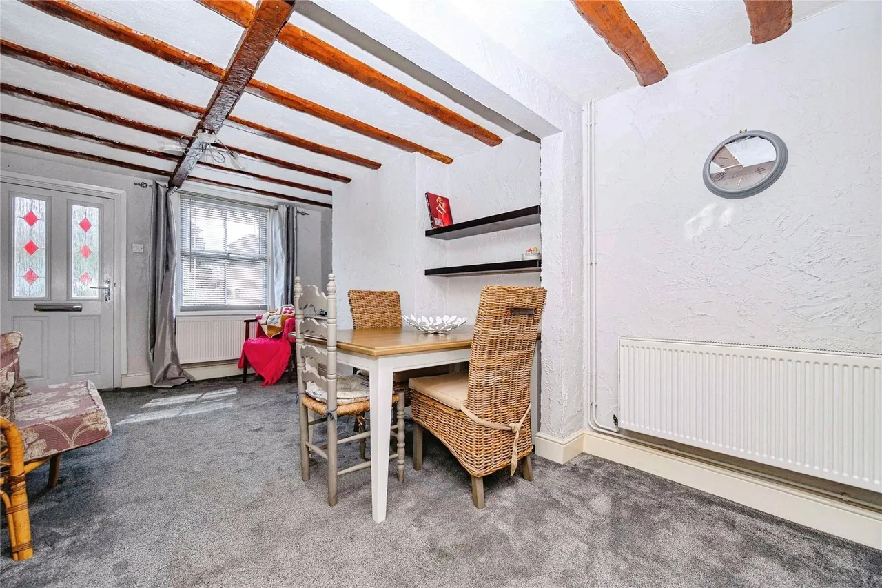 Dunstable Road, Toddington, Dunstable, Bedfordshire, LU5, photo 3