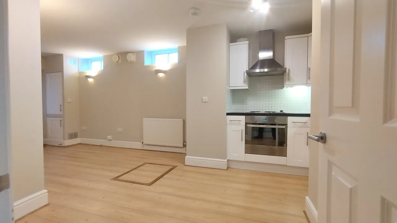 1 bed flat to rent — The Grove