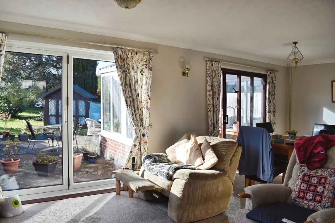 St Peters Close, Farndon, NG24, photo 7