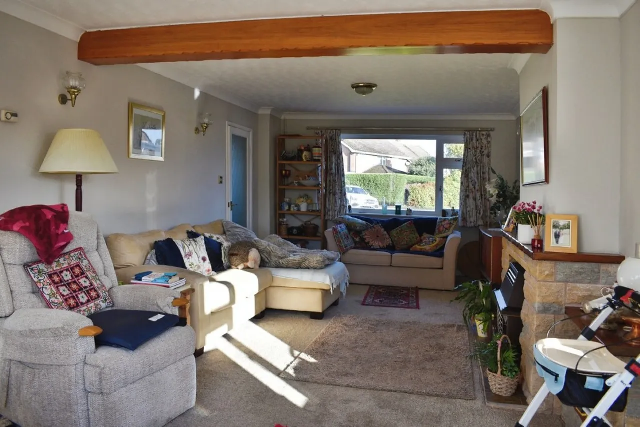 St Peters Close, Farndon, NG24, photo 6