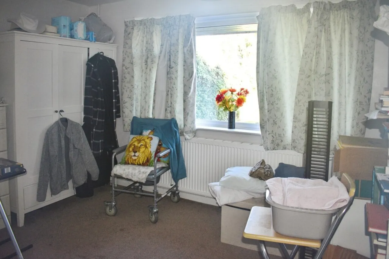 St Peters Close, Farndon, NG24, photo 10