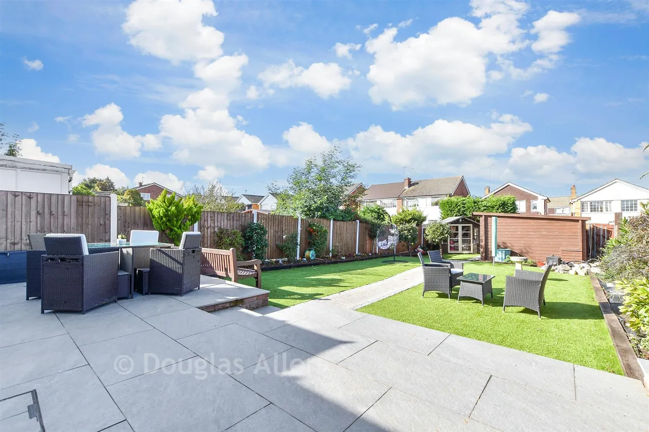 Hill Avenue, Wickford, SS11, photo 2