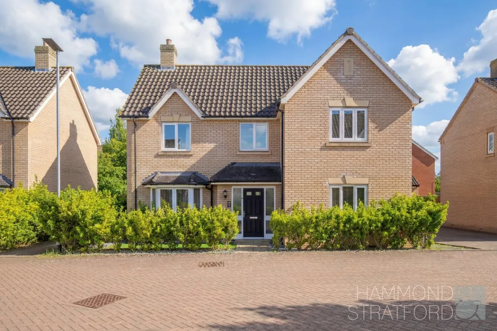 4 bed house for sale, Juniper Close, Cringleford