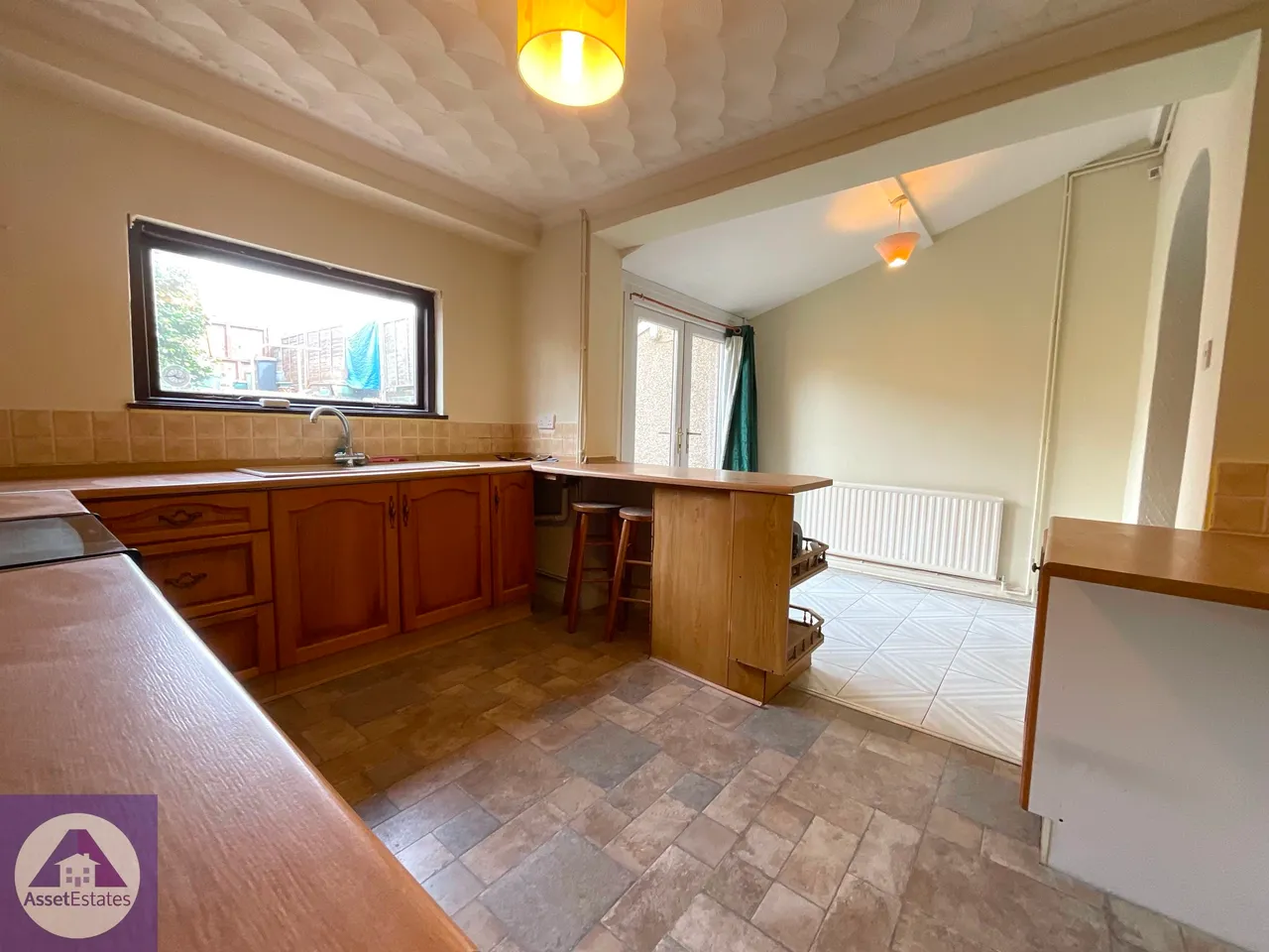 Grosvenor Road, Abertillery, photo 14