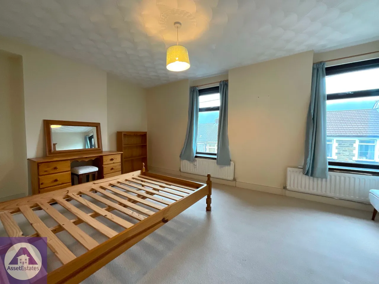 Grosvenor Road, Abertillery, photo 10