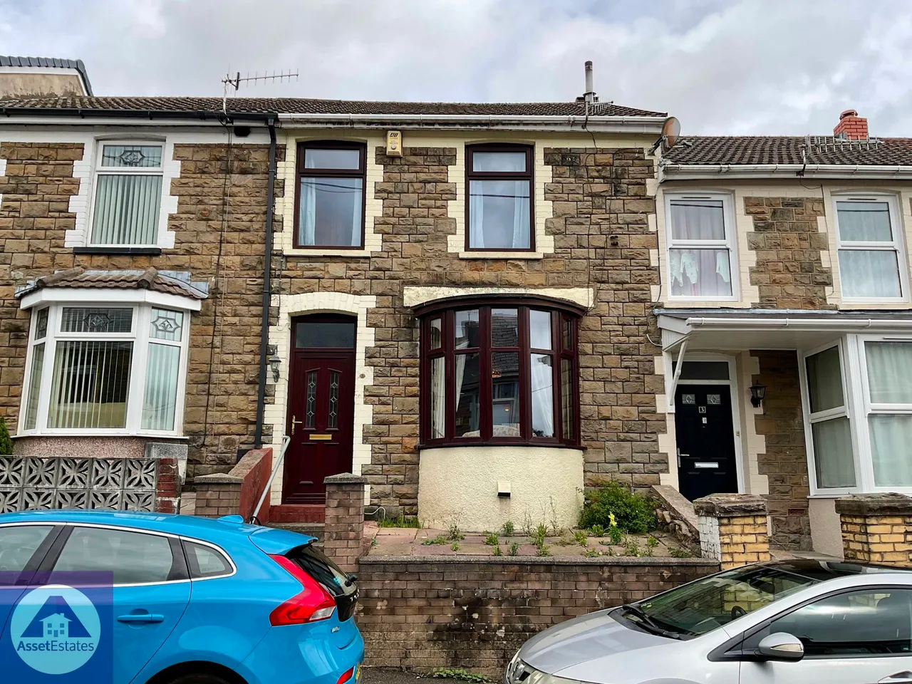 2 bed house for sale — Grosvenor Road, Abertillery
