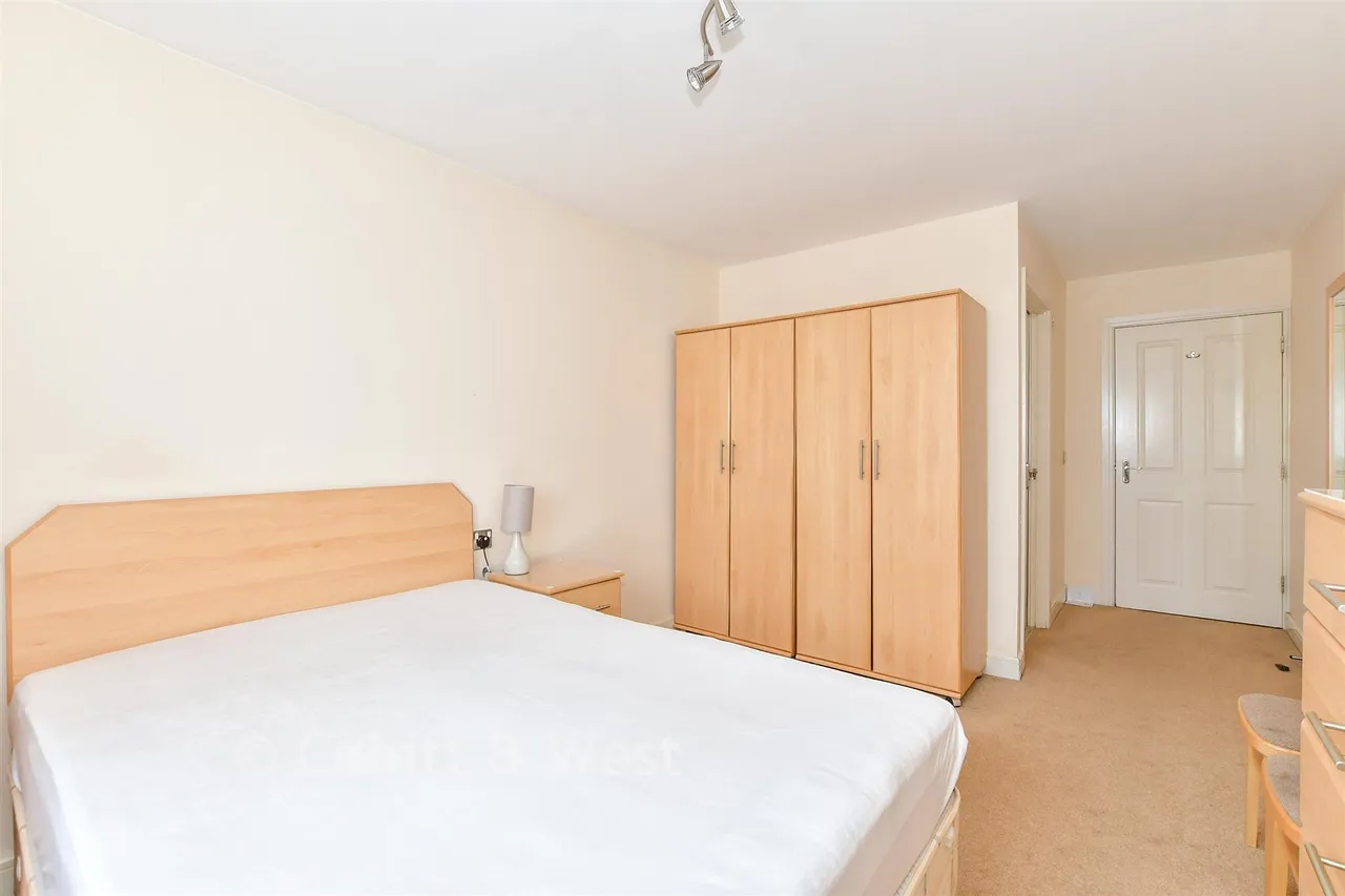 Gisors Road, Southsea, PO4, photo 7