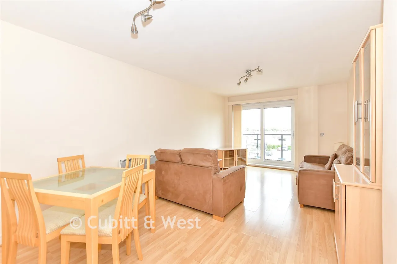 Gisors Road, Southsea, PO4, photo 3