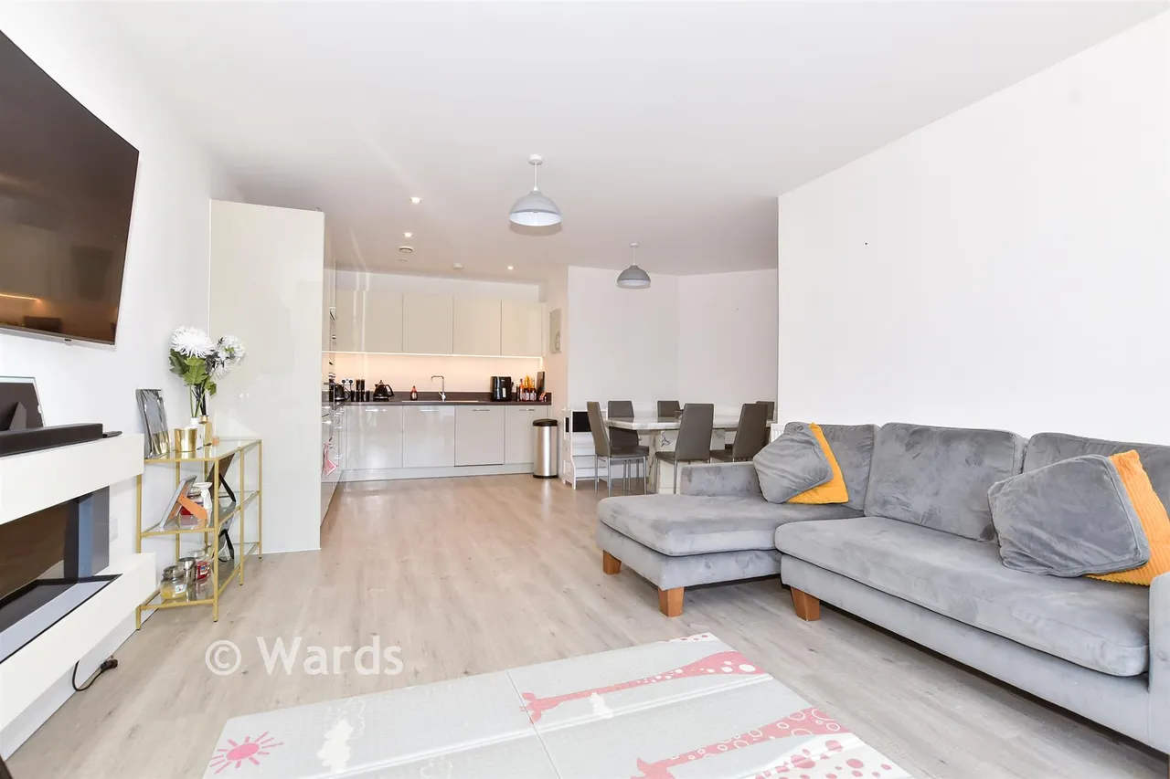 Walters Close, Snodland, ME6, photo 3