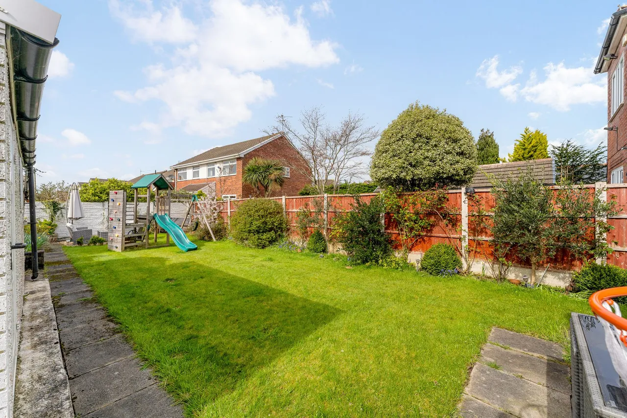 Upton Lane, Widnes, Widnes, WA8 9AQ, photo 26