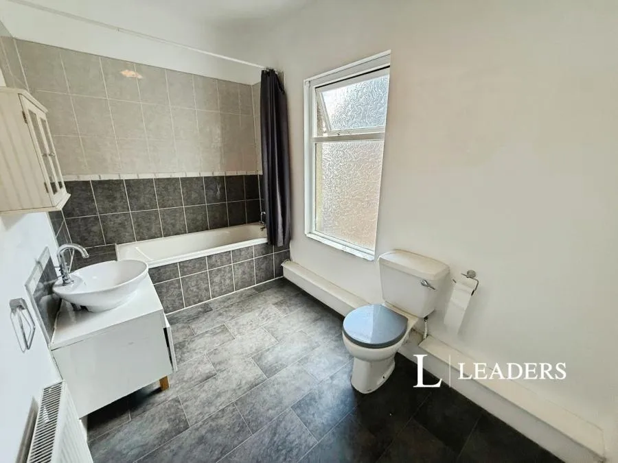 Oak Street, Stoke-on-Trent, ST1, photo 8