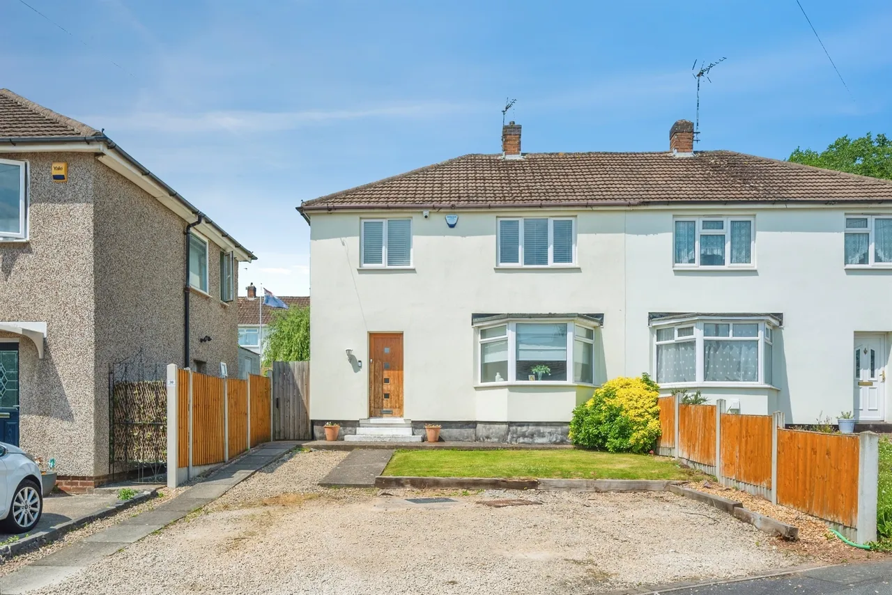3 bed house for sale — Dulwich Road, Derby