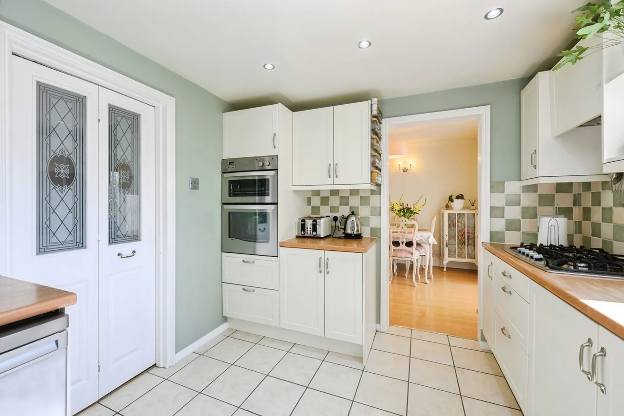 Radstock Way, Merstham, RH1, photo 14