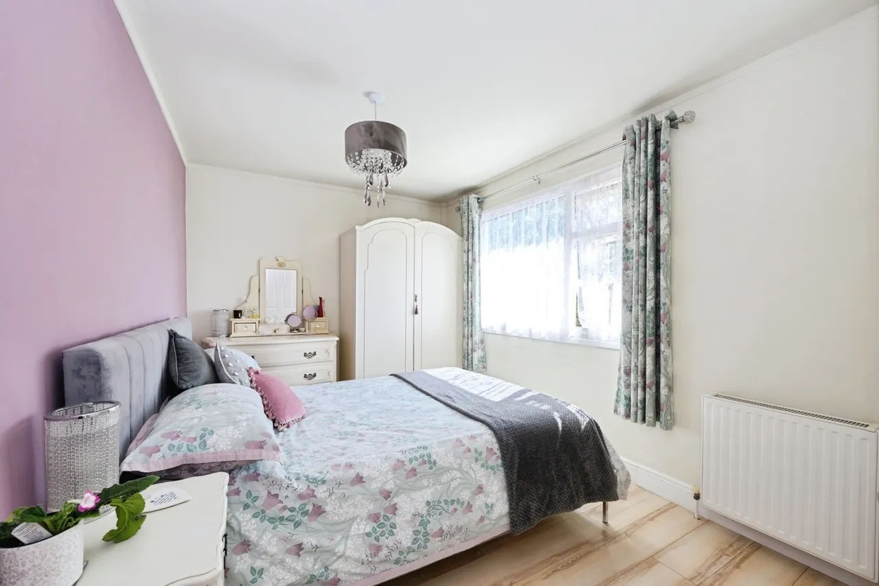Radstock Way, Merstham, RH1, photo 9