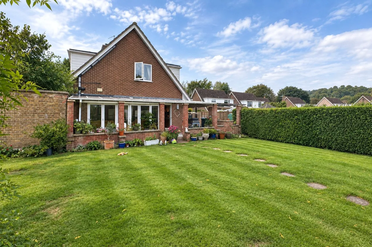 Warminster, photo 19
