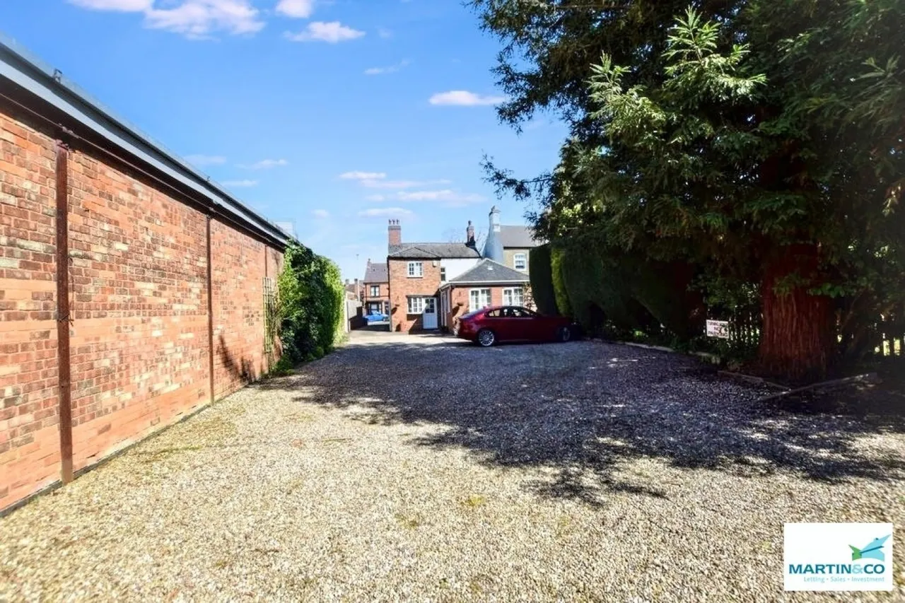 Leicester Road, Hinckley, LE10, photo 27