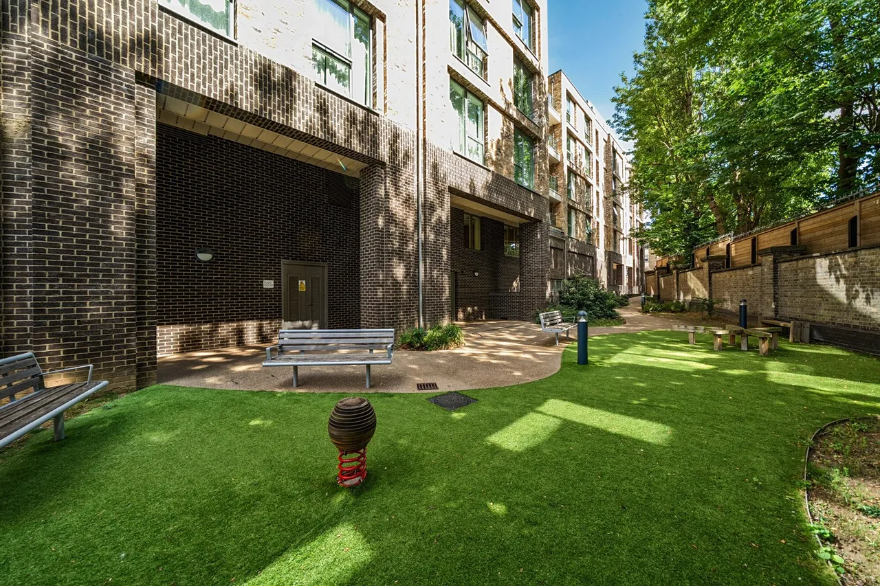 Norman Road, SE10, photo 20