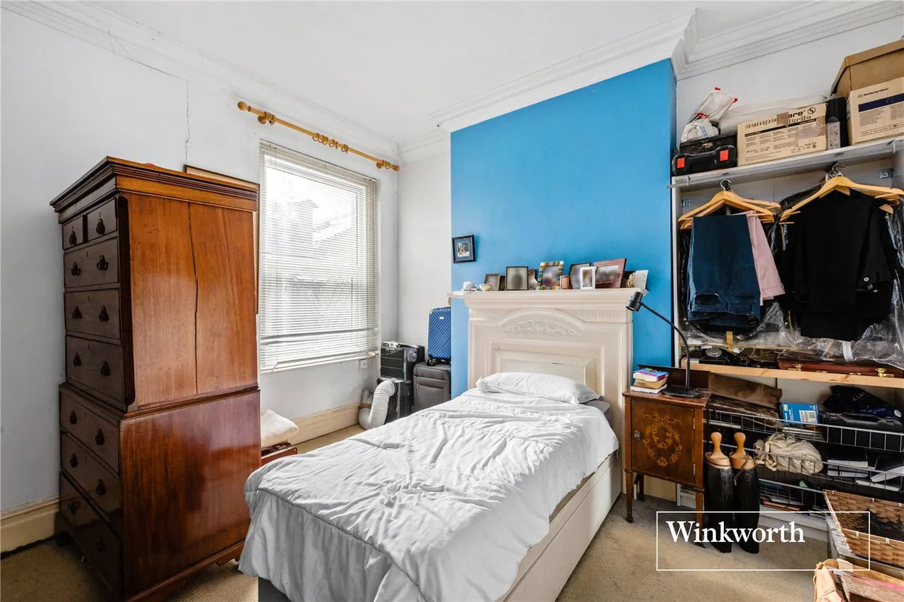 Ballards Lane, Finchley, London, N3, photo 7