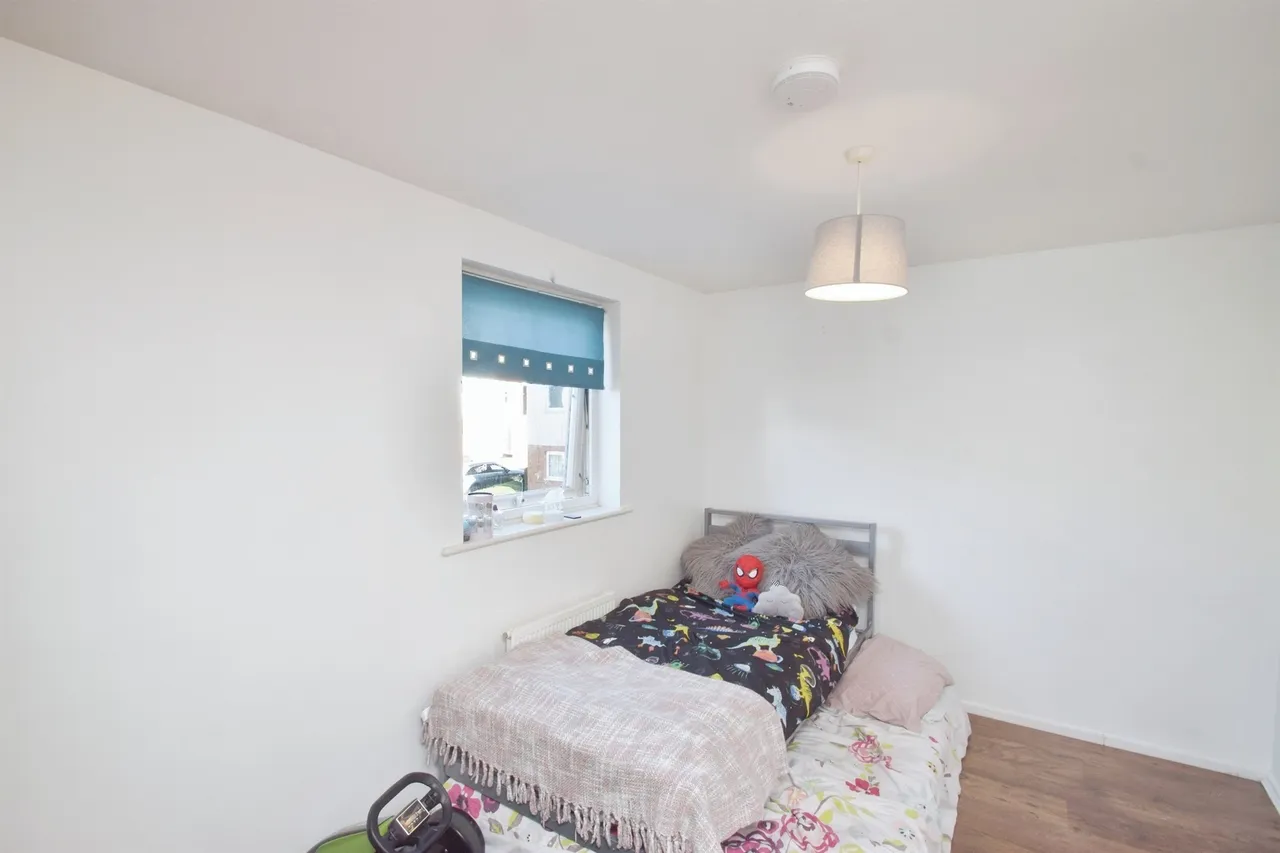 Mill Meadow Bridgend, CF33, photo 8
