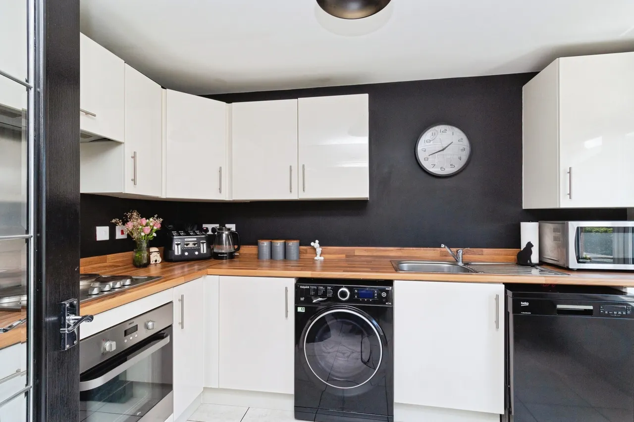 Newbold Drive, Stafford, photo 6