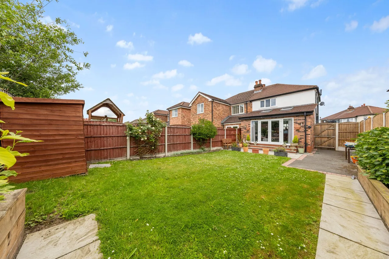 Windmill Lane, Penketh, Warrington, Warrington, WA5 2AT, photo 8