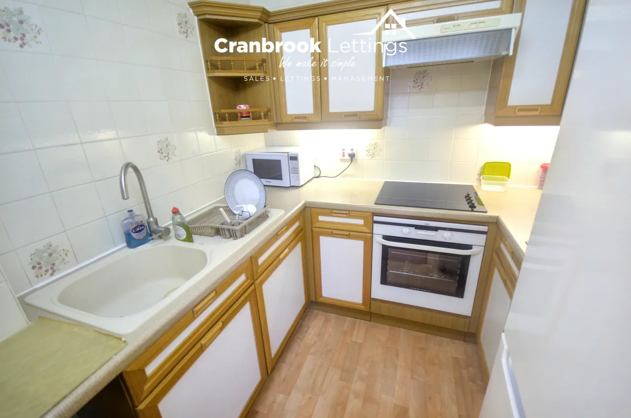 Flat 52 Parkview Court, 54, ILFORD, IG2 7EQ, photo 6