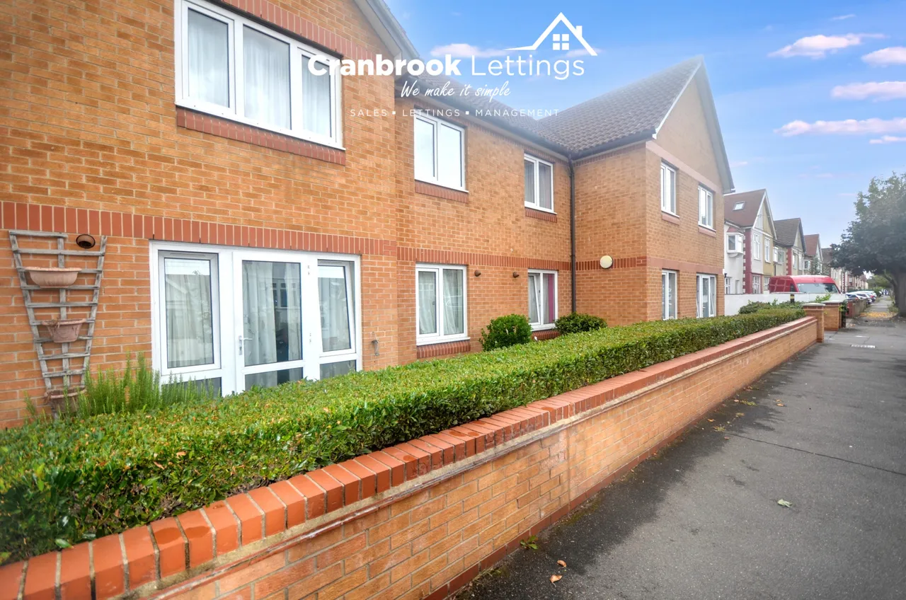 Flat 52 Parkview Court, 54, ILFORD, IG2 7EQ, photo 9