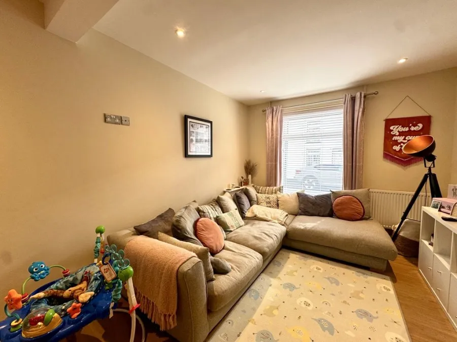 Guest Cottages, Dowlais, CF48, photo 7
