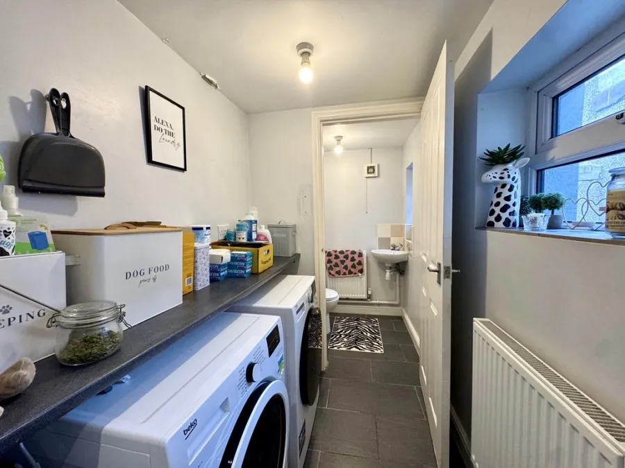 Guest Cottages, Dowlais, CF48, photo 10