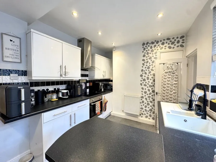 Guest Cottages, Dowlais, CF48, photo 13