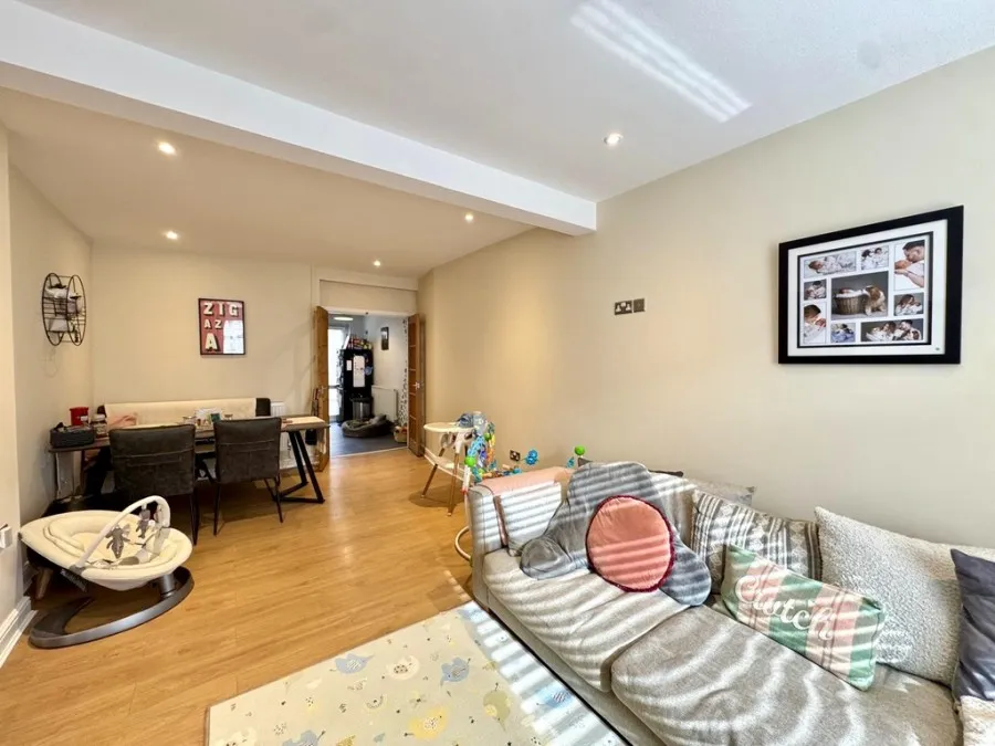 Guest Cottages, Dowlais, CF48, photo 8