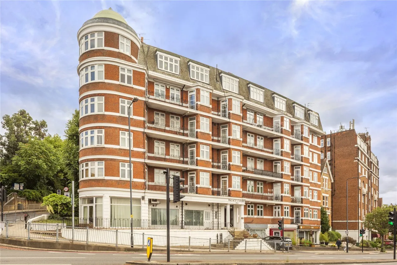 Finchley Road, Hampstead, NW3, photo 13