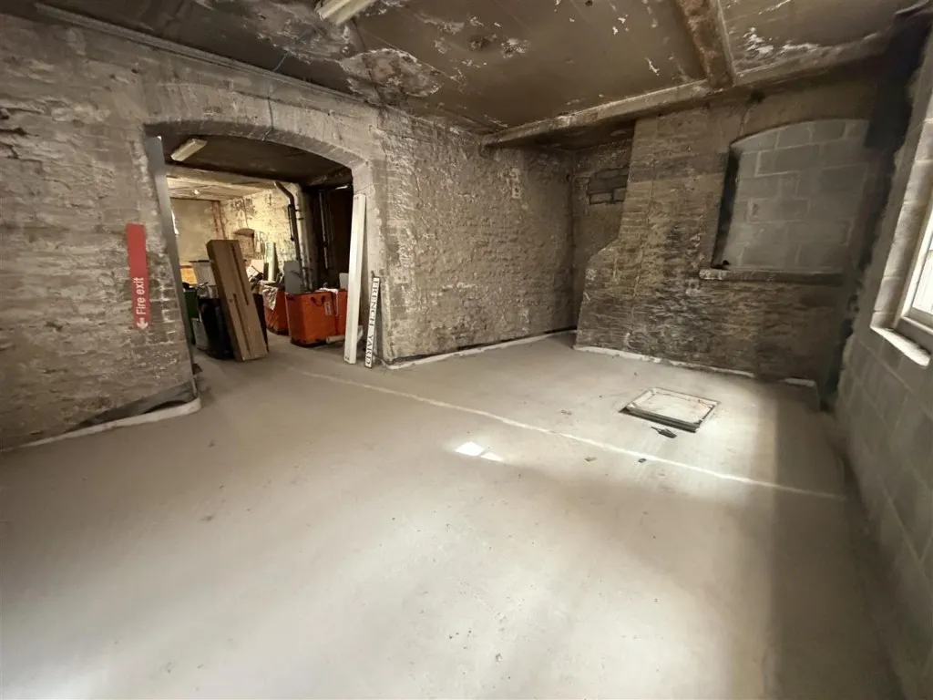 Guinea Street, Bristol, BS1, photo 5