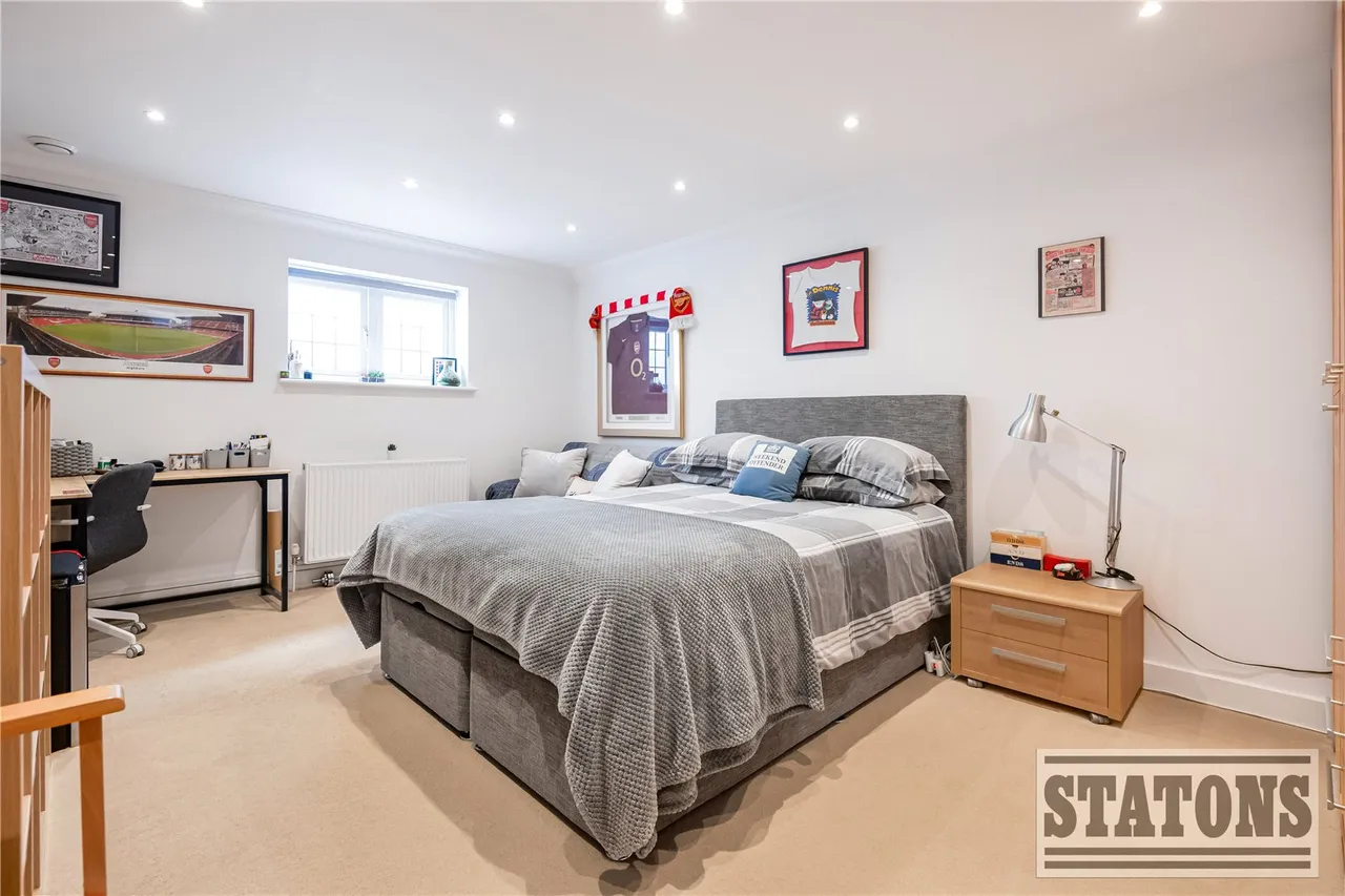 Barnet Road, Arkley, EN5 3ES, photo 13