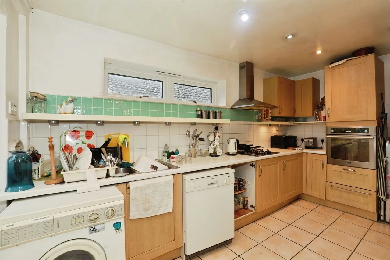 Shores Green Drive, Wincham, CW9, photo 4