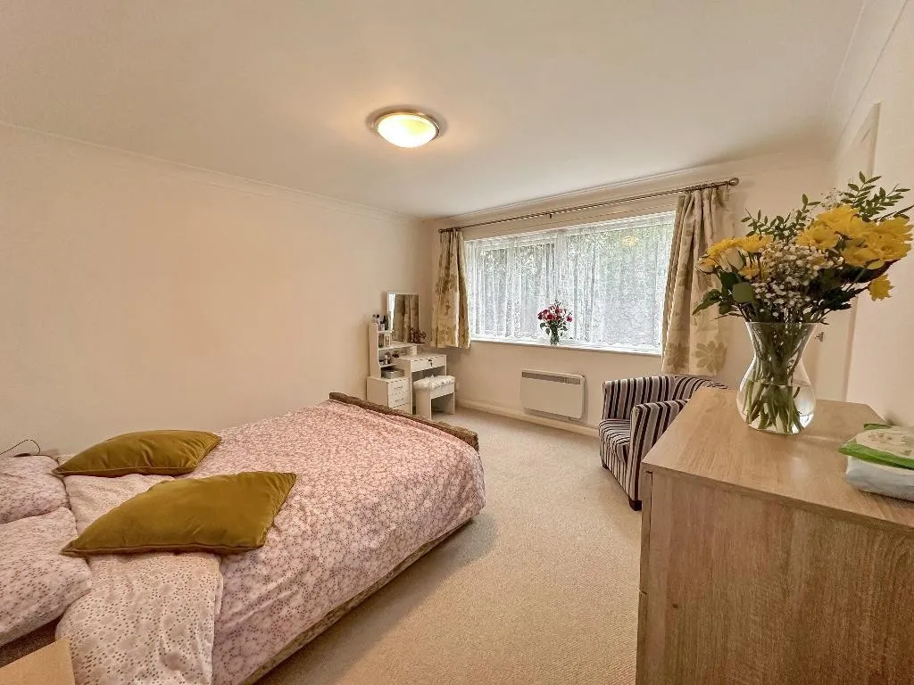 Hawkhirst Way, Kenley, photo 9